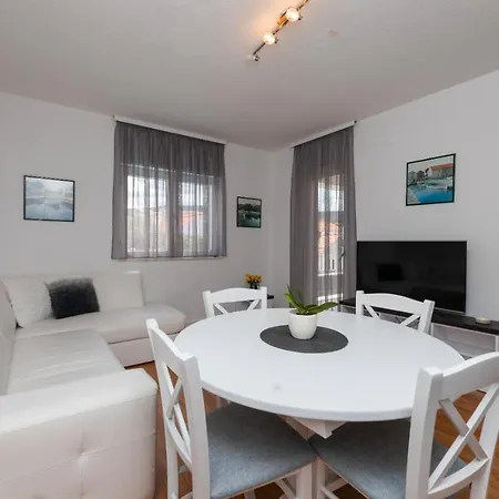 In With Sea View, Terrace, Air Conditioning, W-lan 3553-1