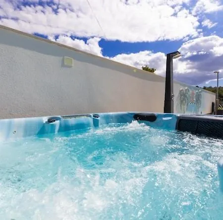 Apartamento In With Sea View, Terrace, Air Conditioning, W-lan 3553-1 Supetar