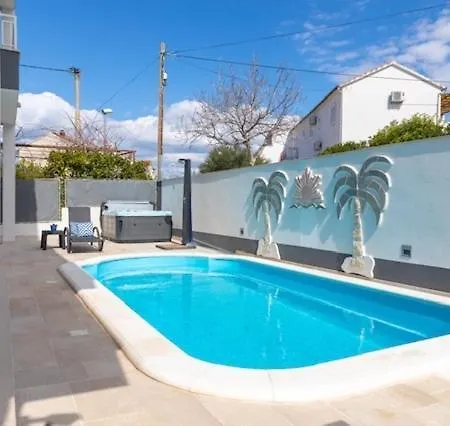 Apartamento In With Sea View, Terrace, Air Conditioning, W-lan 3553-1 Supetar