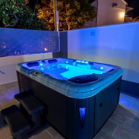 Apartamento In With Sea View, Terrace, Air Conditioning, W-lan 3553-1 Supetar